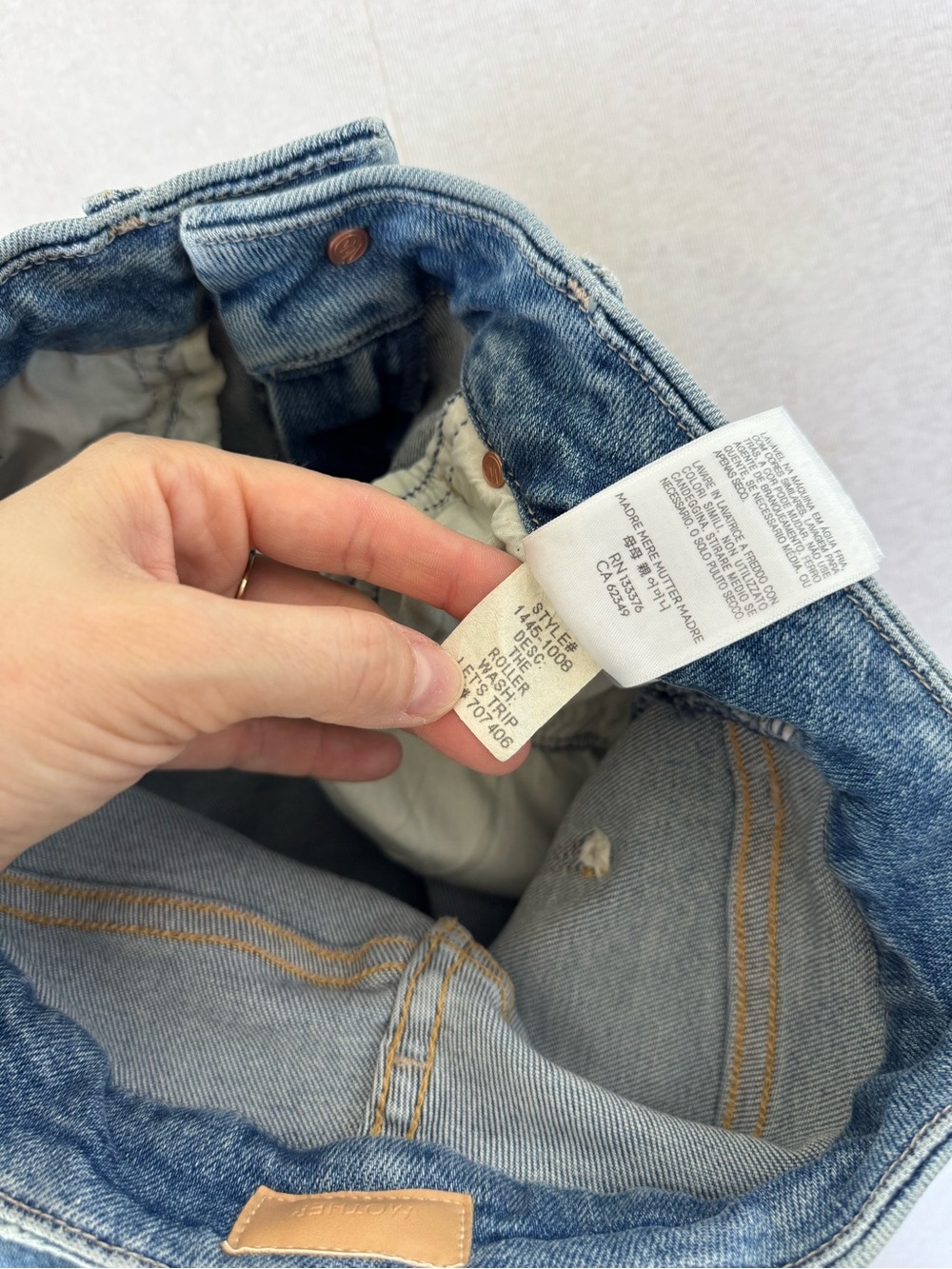 Mother Denim The Roller Let's Trip New Size 26 - Picture 10 of 10
